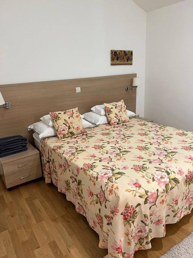 Apartments Radulovic Kotor Exterior photo